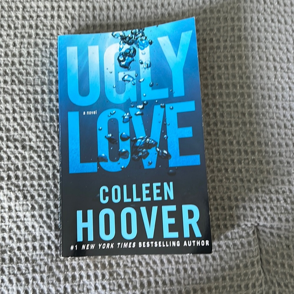 Ugly Love by Colleen Hoover